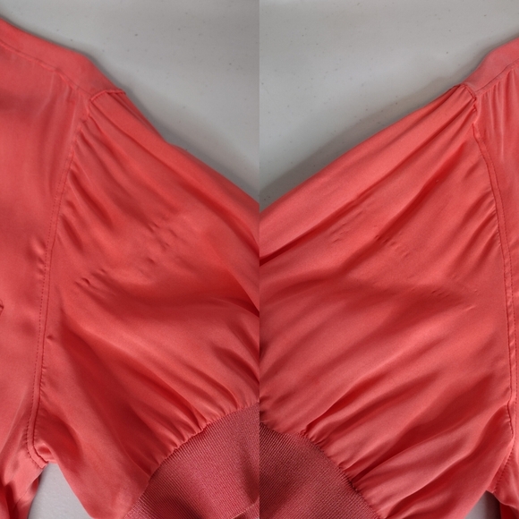 Equipment Femme Short Sleeve Button Down Blouse Size M - Picture 16 of 16